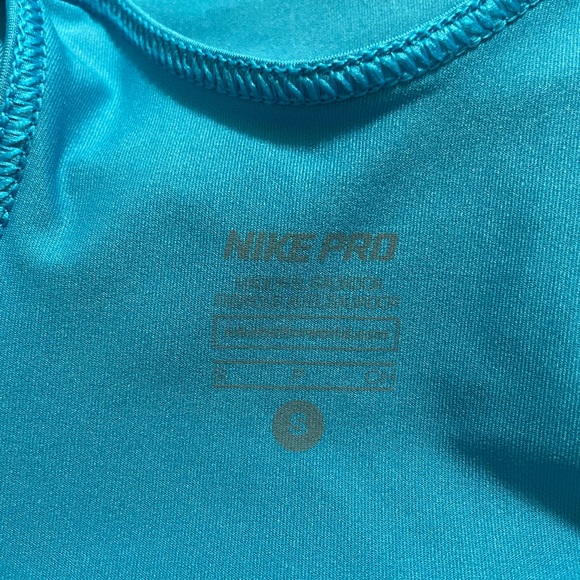 Nike Pro Dri-Fit Tank Top - Picture 3 of 6